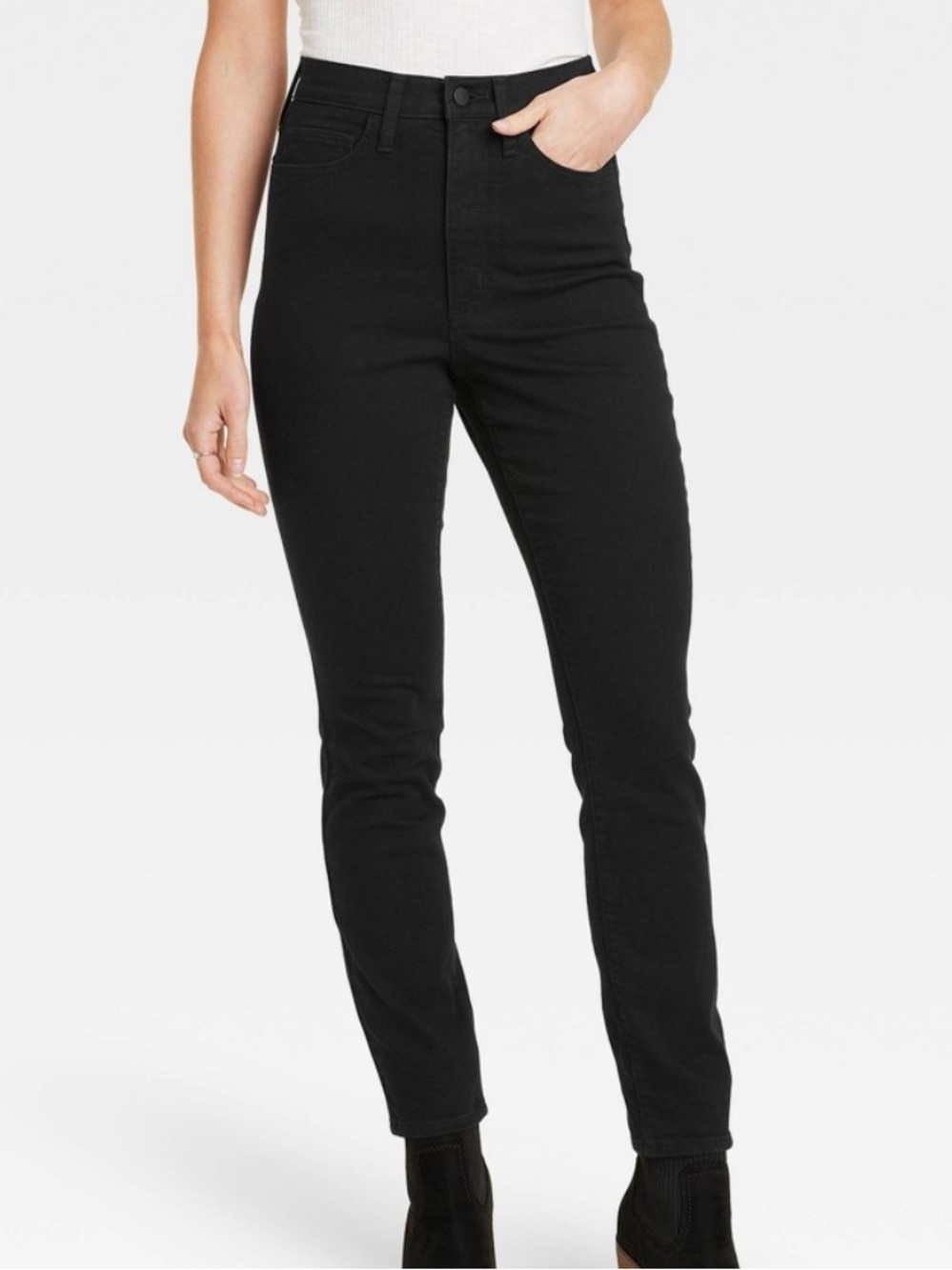 Universal Threads Size 00 Short High-Rise Black Women's Slim Jeans
